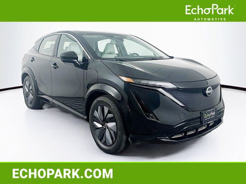 Used 2023 Nissan Ariya FWD image 1