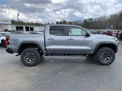 New 2026 Chevrolet Colorado ZR2 w/ Technology Package AWD/4WD image 2