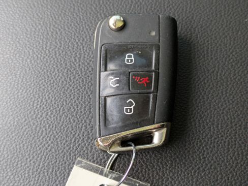 Used 2017 Volkswagen Golf Alltrack SEL image 33