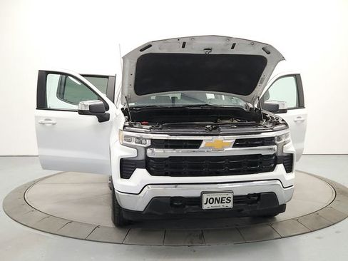 Used 2024 Chevrolet Silverado 1500 LT w/ Protection Package image 10