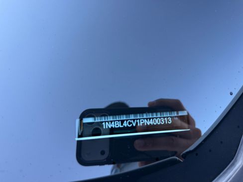 Used 2023 Nissan Altima 2.5 SR w/ SR Premium Package image 25