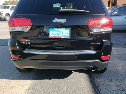 Used 2018 Jeep Grand Cherokee Limited image 3