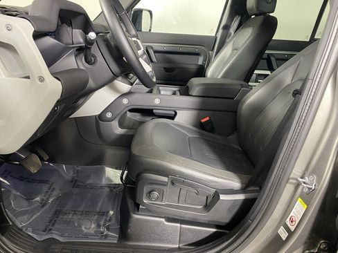 Used 2021 Land Rover Defender 110 S image 10