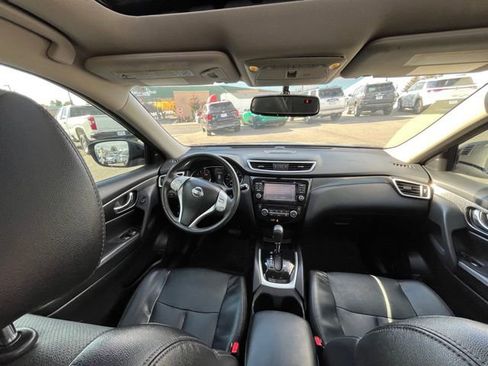 Used 2016 Nissan Rogue SL w/ SL Premium Package image 31