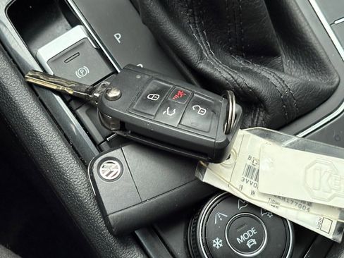 Used 2019 Volkswagen Tiguan S w/ Driver Assistance Package image 37