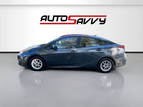 Used 2022 Toyota Prius L Eco image 4