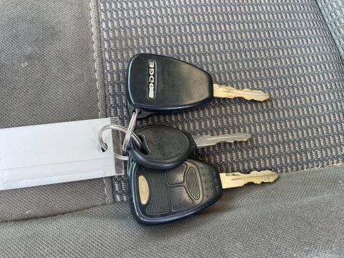 Used 2006 Dodge Ram 2500 Truck SLT image 43