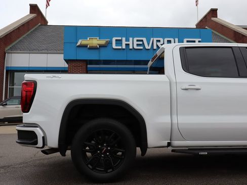 Used 2024 GMC Sierra 1500 Elevation image 36