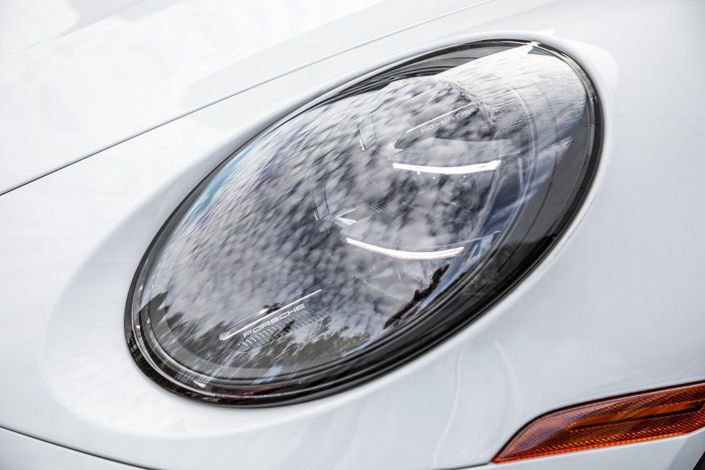 Certified 2025 Porsche 911 Carrera GTS RWD image 29