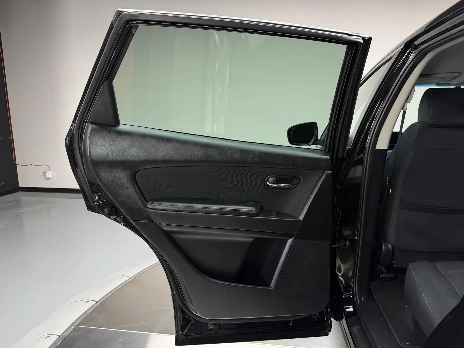 Used 2011 MAZDA CX-9 Sport FWD image 17