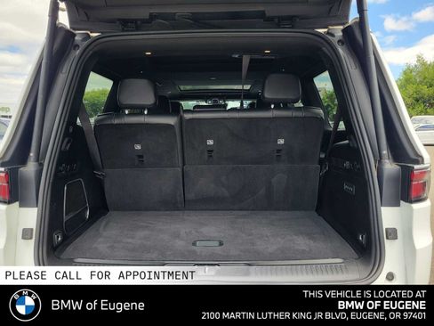 Used 2022 Jeep Wagoneer Series III w/ Premium Group I AWD/4WD image 18