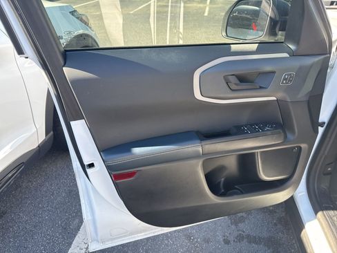 Certified 2023 Ford Bronco Sport Outer Banks w/ Tech Package image 12