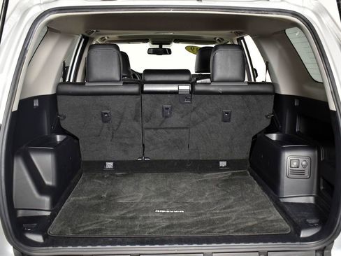 Used 2019 Toyota 4Runner SR5 Premium image 23