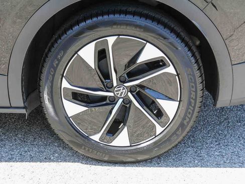Used 2022 Volkswagen ID.4 Pro S image 10