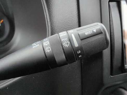 Used 2014 Jeep Patriot Latitude w/ Freedom Edition Package image 27