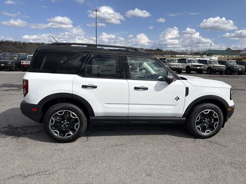 New 2026 Ford Bronco Sport Outer Banks w/ Outer Banks Tech Package+ AWD/4WD image 5
