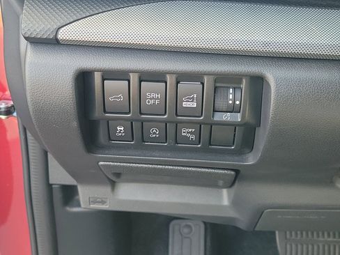 Certified 2021 Subaru Forester Limited AWD/4WD image 27