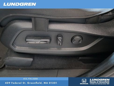 Used 2025 Honda Pilot EX-L image 14