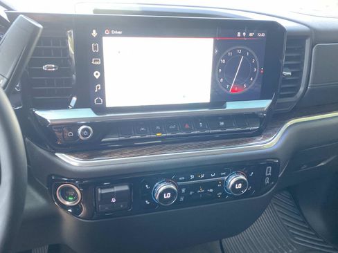 Used 2025 GMC Sierra 1500 Elevation RWD image 28