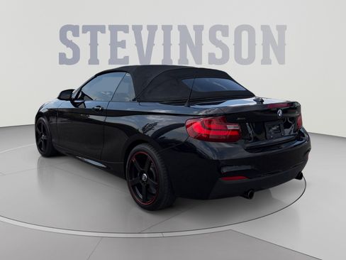 Used 2016 BMW M235i xDrive Convertible AWD/4WD image 3
