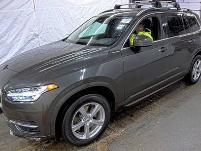 Used 2018 Volvo XC90 T5 Momentum