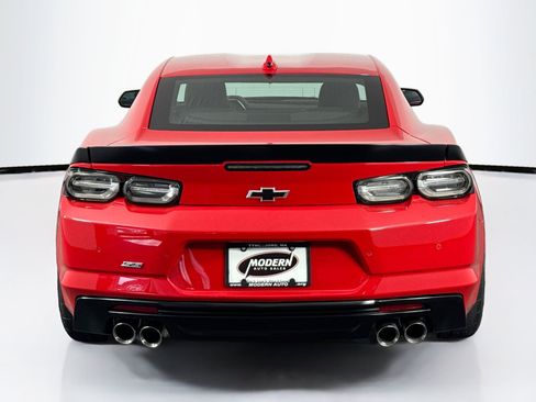 Used 2023 Chevrolet Camaro SS RWD image 10