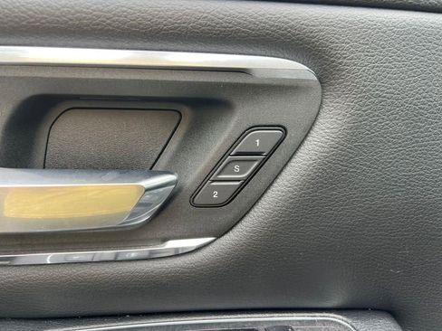 Used 2024 RAM 1500 Laramie image 8