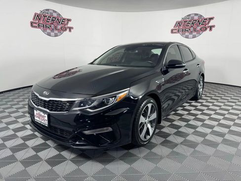 Used 2019 Kia Optima S image 3