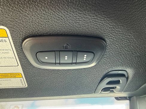 Used 2022 Jeep Wrangler Unlimited Sahara w/ Cold Weather Group AWD/4WD image 31