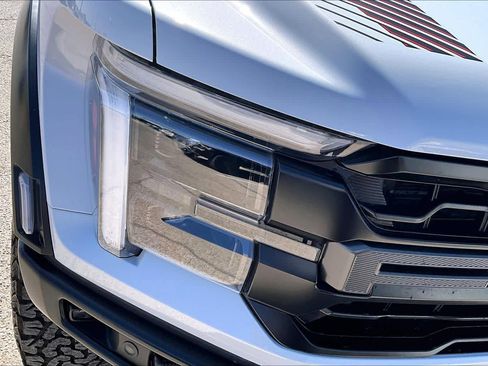 Used 2025 Ford F150 Raptor image 27