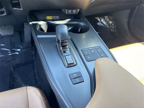 Certified 2025 Lexus UX 300h FWD w/ Accessory Package (Z1) image 21