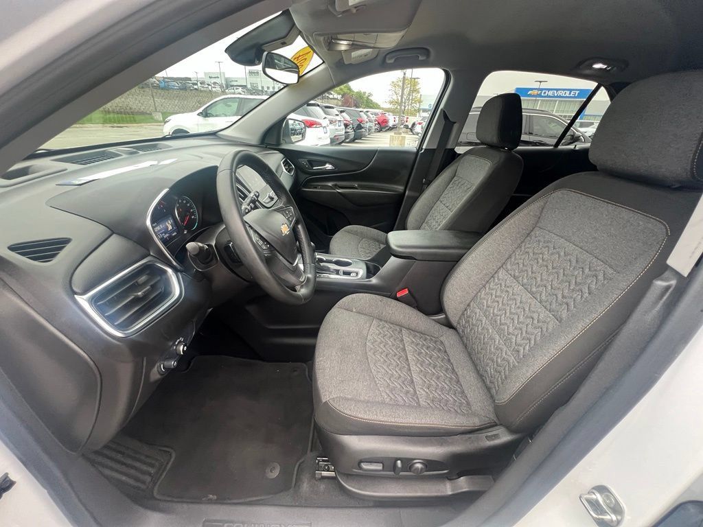Used 2024 Chevrolet Equinox LT AWD/4WD image 19