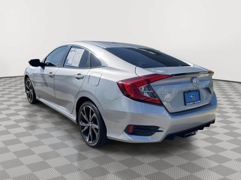 Used 2019 Honda Civic Sport image 7