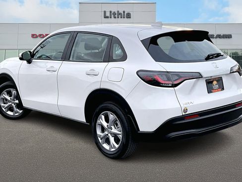 Used 2025 Honda HR-V LX image 4