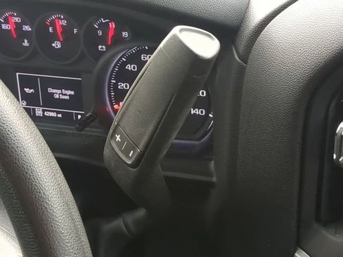 Used 2024 Chevrolet Silverado 2500 Custom w/ Custom Value Package image 27