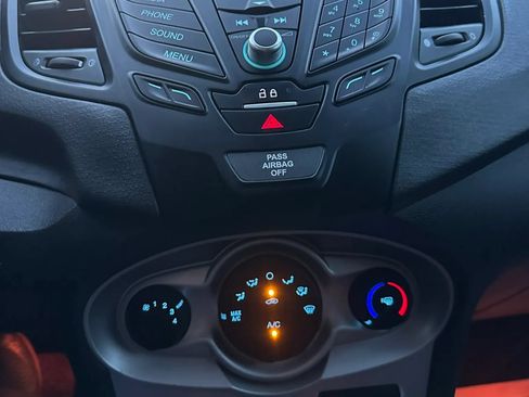 Used 2018 Ford Fiesta SE FWD image 27