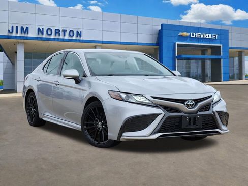 Used 2024 Toyota Camry XSE FWD image 1