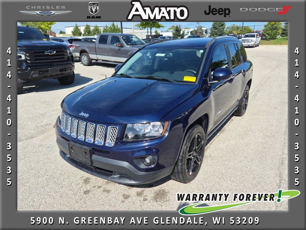 Used 2017 Jeep Compass Latitude FWD image 1