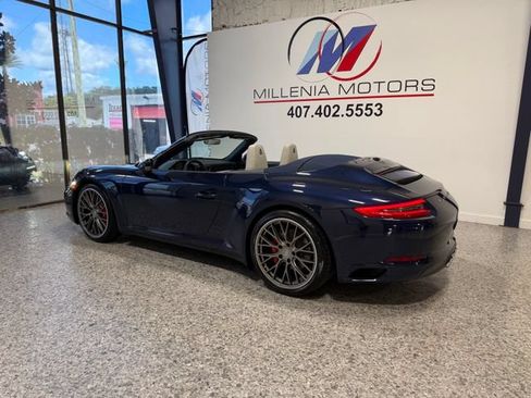 Used 2017 Porsche 911 Carrera S RWD image 2