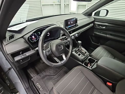 Used 2023 Honda CR-V Sport image 12