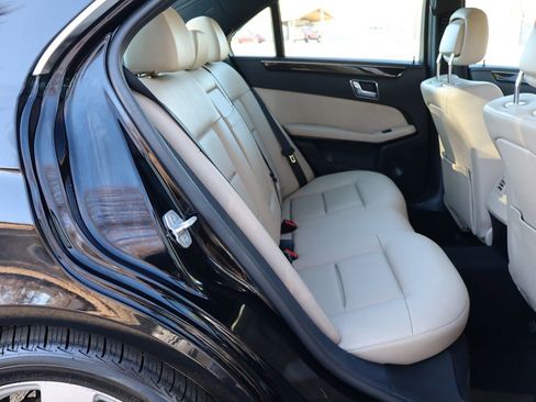 Used 2011 Mercedes-Benz E 350 4MATIC image 21