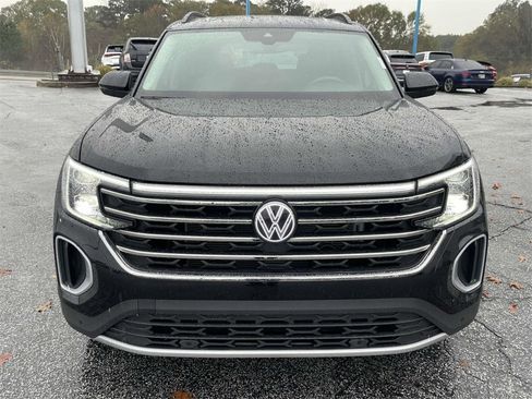 Used 2024 Volkswagen Atlas SE image 8