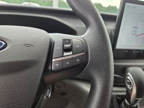 New 2026 Ford Transit 250 148 Medium Roof RWD image 23