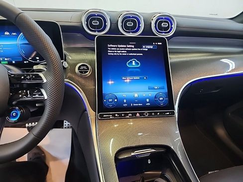 New 2025 Mercedes-Benz GLC 63 AMG S image 17