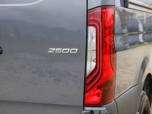New 2025 Mercedes-Benz Sprinter 2500 image 9