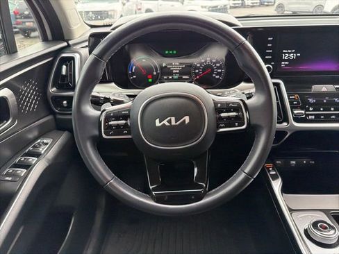 Certified 2023 Kia Sorento EX AWD/4WD image 24