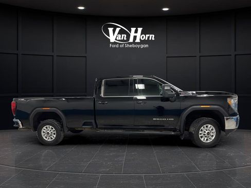 Used 2021 GMC Sierra 2500 SLE w/ X31 Off-Road Package AWD/4WD image 2