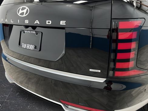 Used 2026 Hyundai Palisade Calligraphy AWD/4WD image 40