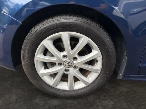 Used 2014 Volkswagen Jetta SE FWD image 34