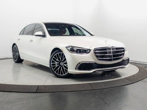Used 2023 Mercedes-Benz S 580 4MATIC Sedan image 1
